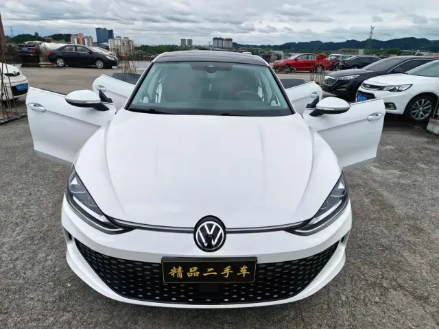 Volkswagen Lamando — Фото автомобиля 7