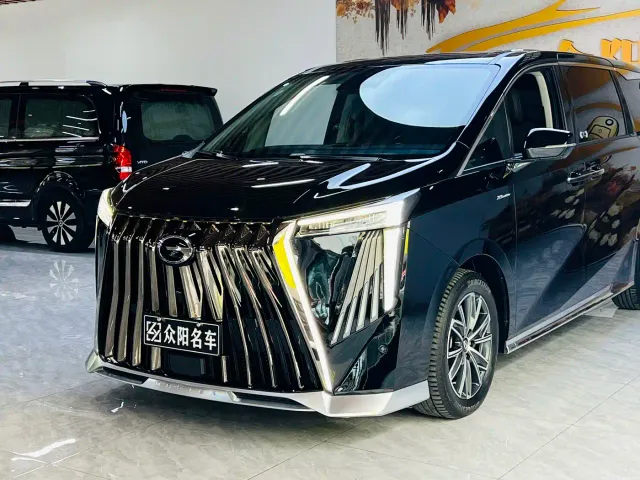 GAC Trumpchi M8 — Фото автомобиля 4