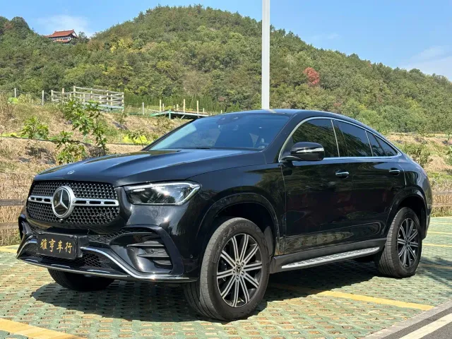 Фотография автомобиля — Mercedes-Benz GLE Coupe