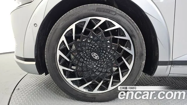 Hyundai Ioniq5 Ioniq5 Long Range AWD — Фото автомобиля 5