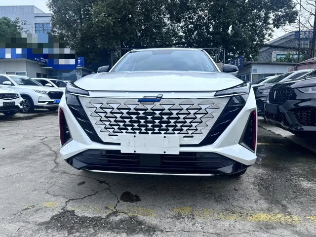Changan Z6 — Фото автомобиля 2