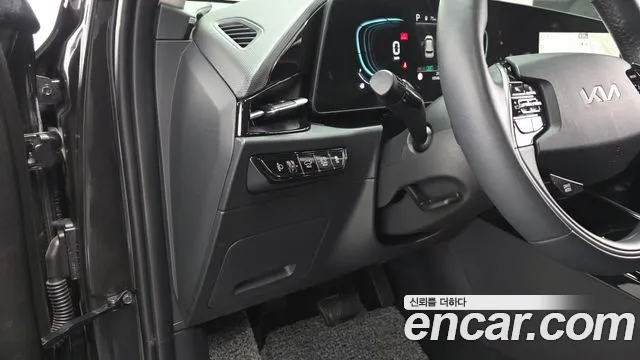 Kia Niro The All New — Фото автомобиля 19