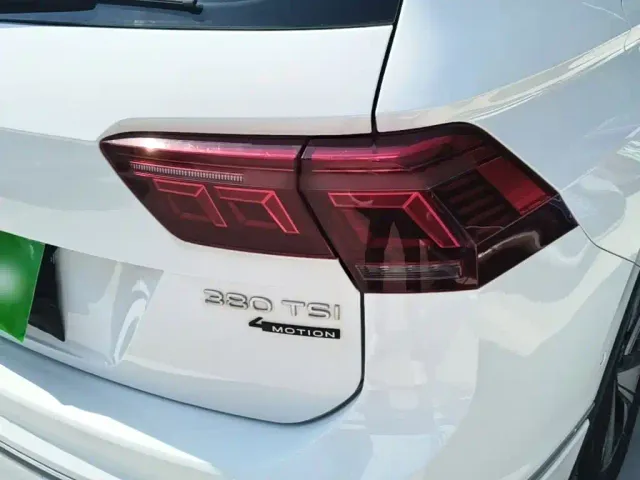 Volkswagen Tiguan L — Фото автомобиля 7