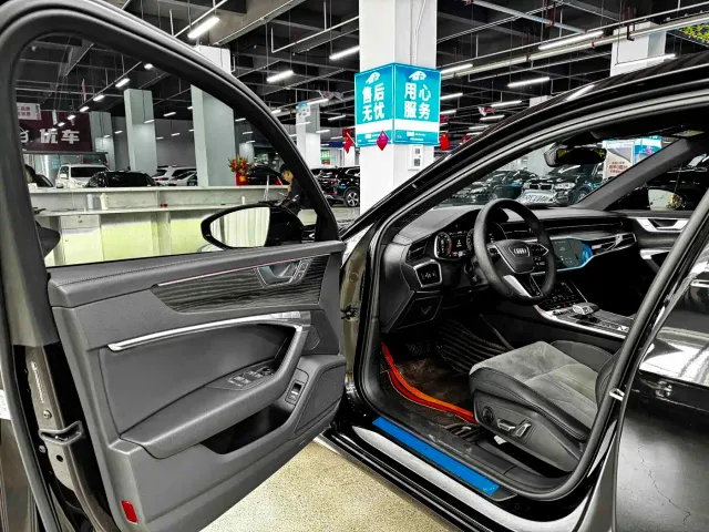 Audi A6L — Фото автомобиля 4