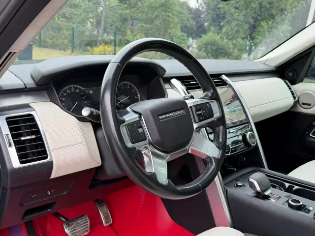 Land Rover Discovery — Фото автомобиля 12