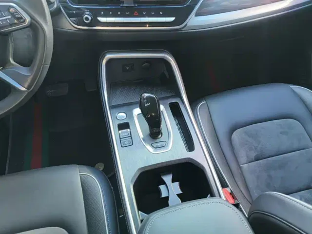 Haval H6 — Фото автомобиля 13