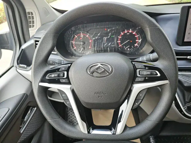 Maxus Xintu V70 — Фото автомобиля 13