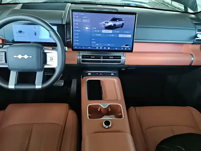 BYD FangChengBao Titanium 7 — Фото автомобиля 12