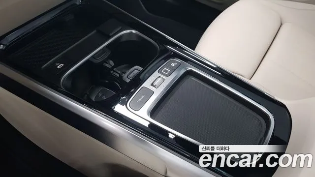 Mercedes-Benz EQB X243 — Фото автомобиля 9