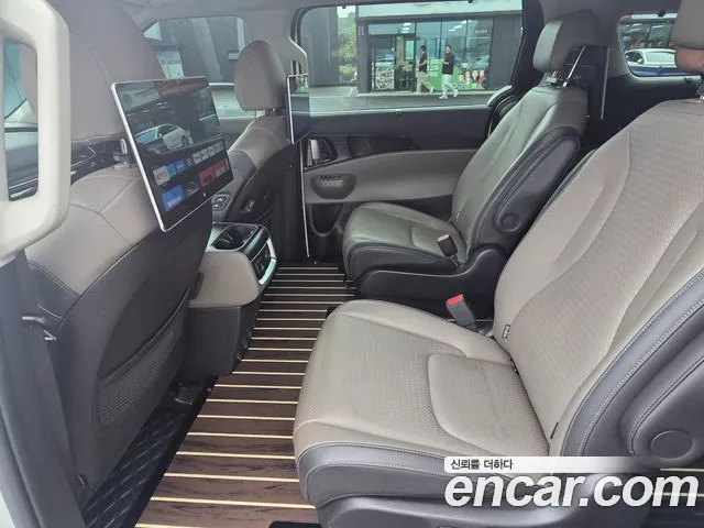 Kia Carnival 4th Gen — Фото автомобиля 14