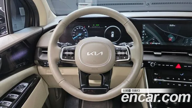 Kia Canival — Фото автомобиля 13