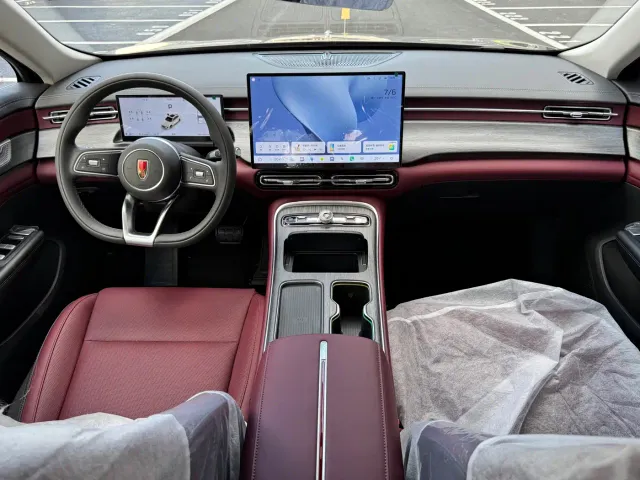 Hongqi H5 — Фото автомобиля 6