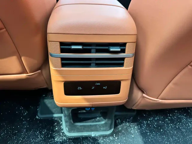 BYD FangChengBao Titanium 7 — Фото автомобиля 14