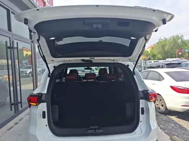 Jetour X70 Plus — Фото автомобиля 18