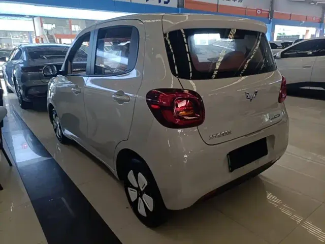 Wuling Hongguang Mini EV — Фото автомобиля 4