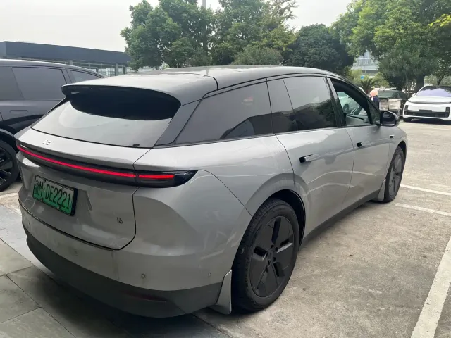 Li Auto i6 — Фото автомобиля 6