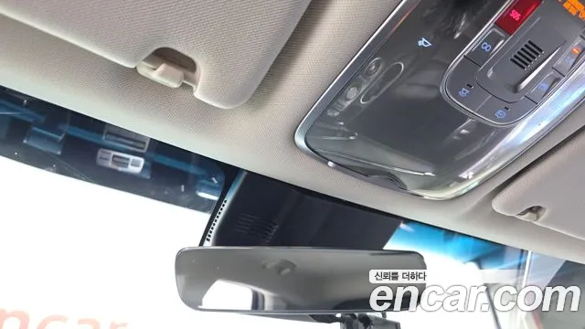 Genesis GV70 — Фото автомобиля 25