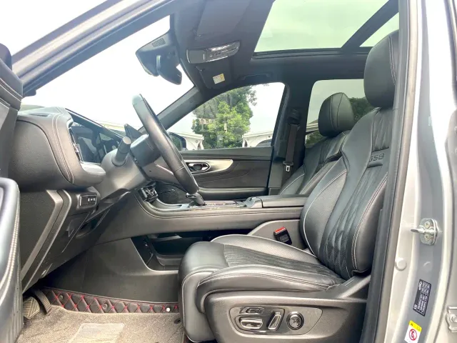 GAC Trumpchi GS8 — Фото автомобиля 12