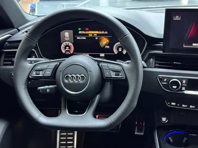 Audi A4L — Фото автомобиля 17