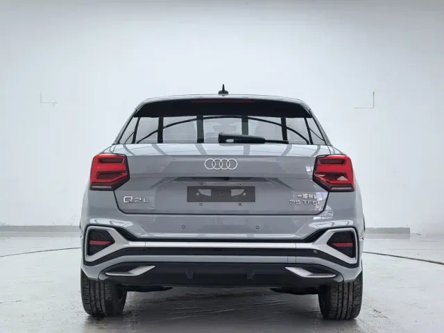 Audi Q2L — Фото автомобиля 5
