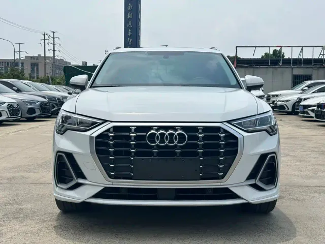Audi Q3 — Фото автомобиля 2