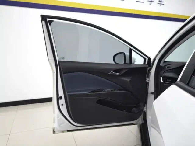 Buick Velite 6 — Фото автомобиля 7