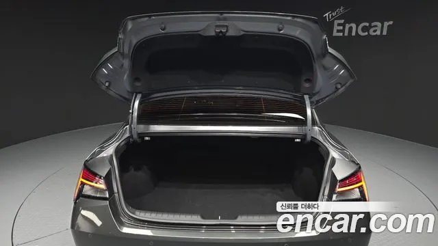 Hyundai AVANTE Avante (CN7) — Фото автомобиля 20