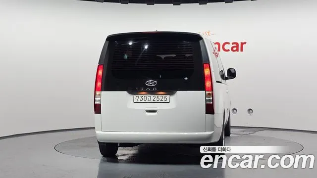 Hyundai Staria Staria Tourer 11 мест — Фото автомобиля 4
