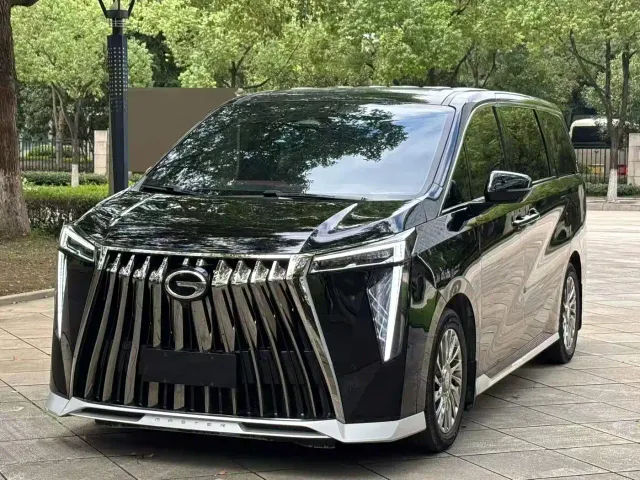 Фотография автомобиля — GAC Trumpchi M8