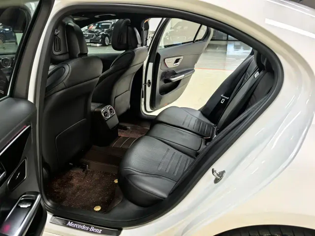 Mercedes-Benz C-Class — Фото автомобиля 14