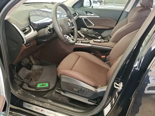 BMW X1 — Фото автомобиля 14