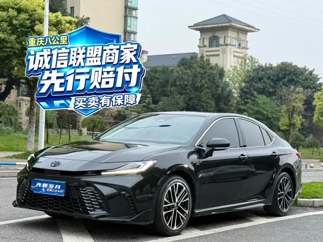 Фотография автомобиля — Toyota Camry