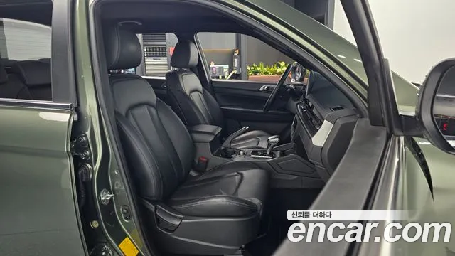 KG_Mobility_Ssangyong Rexton Новый Rexton Sport Khan Дизель 2.2 4WD — Фото автомобиля 10