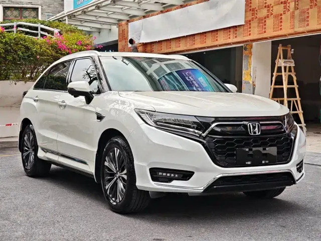 Honda UR-V — Фото автомобиля 3