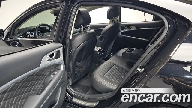 Genesis G70 G70 (New) — Фото автомобиля 12