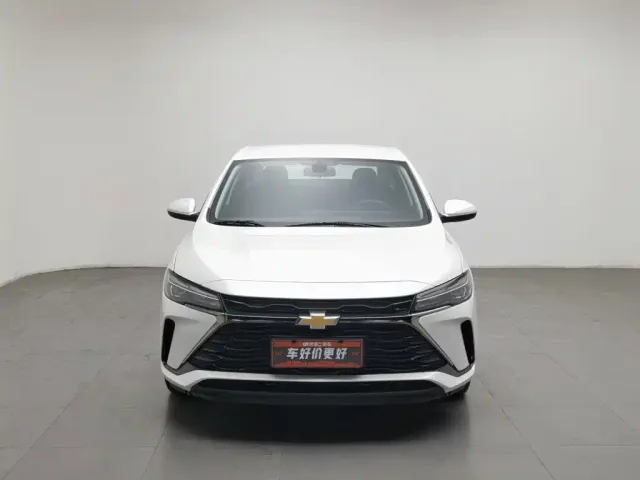 Chevrolet Monza — Фото автомобиля 3