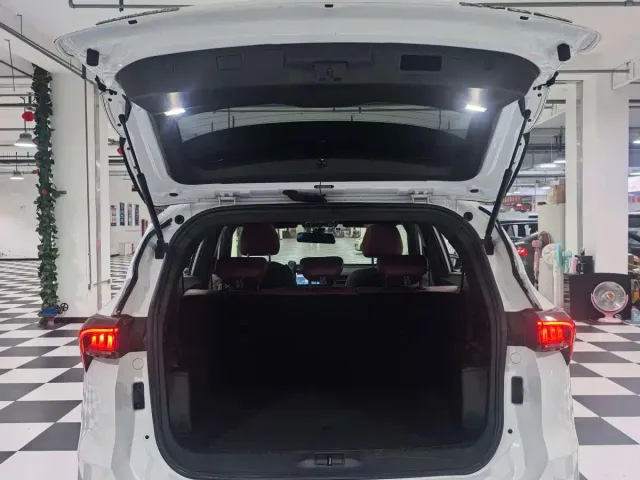 Jetour X70 Plus — Фото автомобиля 18