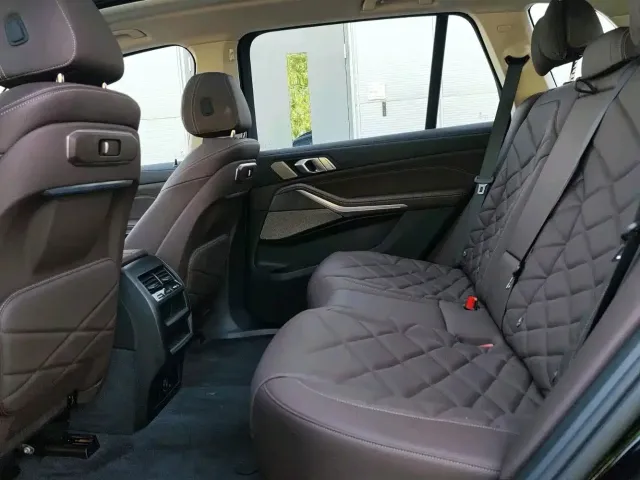BMW X5 — Фото автомобиля 9
