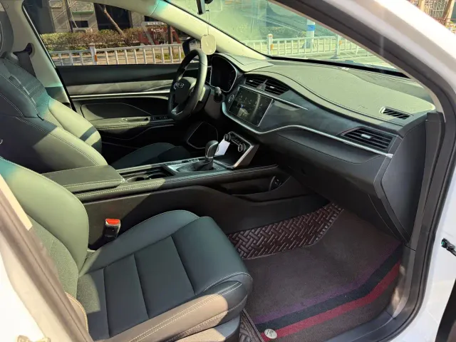 Geely Binrui — Фото автомобиля 9