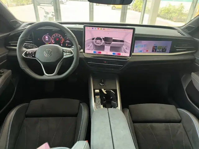 Volkswagen Passat — Фото автомобиля 9