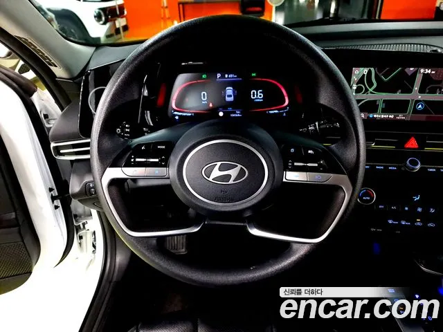 Hyundai Avante — Фото автомобиля 11
