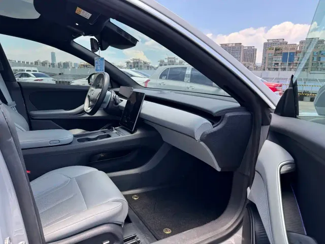 Nio ET5 Touring — Фото автомобиля 11