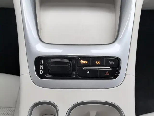 Geely Starry Wish — Фото автомобиля 13