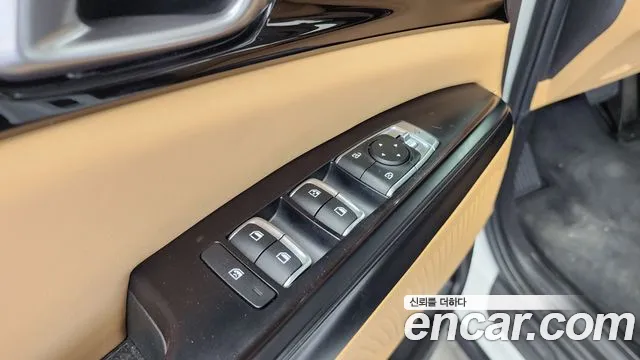 Kia Canival Carnival 4 поколение 9 мест Prestige — Фото автомобиля 27