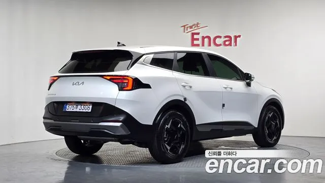 Kia Sportage Новый Sportage 5 поколение Бензин 1.6 турбо 2WD — Фото автомобиля 2
