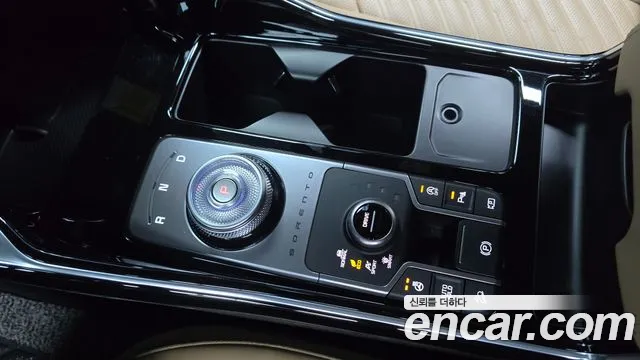 Kia Sorento Новый Sorento 4 поколение Бензин 2.5T 4WD — Фото автомобиля 7
