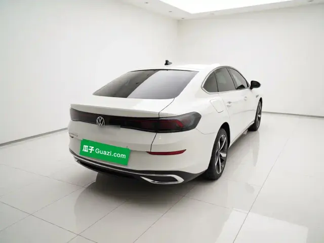 Volkswagen Lamando — Фото автомобиля 4