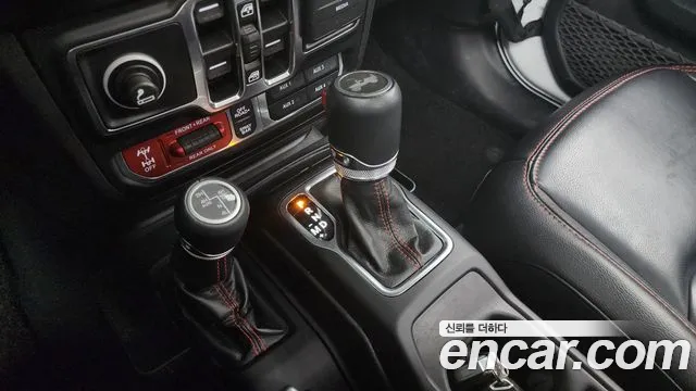 Jeep Wrangler Wrangler (JL) — Фото автомобиля 9