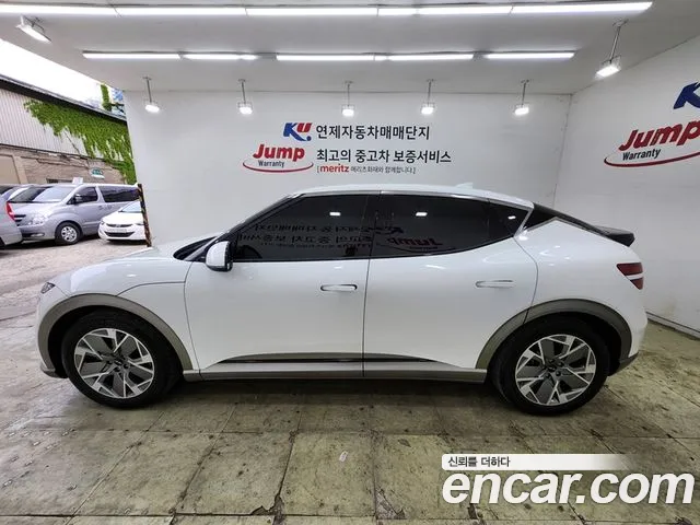 Genesis GV60 — Фото автомобиля 3