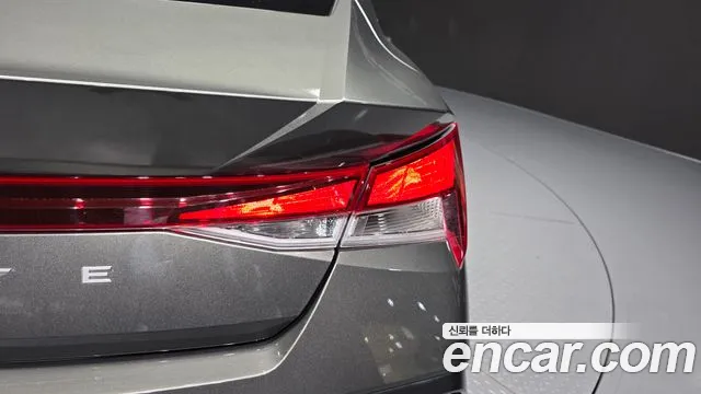 Hyundai Avante CN7 — Фото автомобиля 8